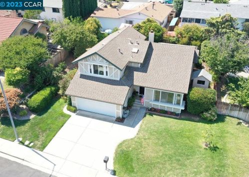 2563 Holly View Ct, Pacheco CA  94553-3457 exterior