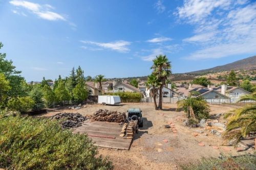 1497 Miss Elle Way, Alpine CA  91901-3981 exterior