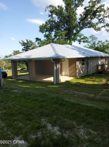 2831 Bertram St, Marianna FL  32448-4802 exterior