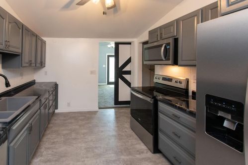 1259 Woodside Dr, Marion OH  43302-5745 exterior