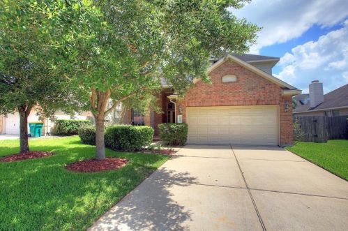 10024 Hidden Falls Dr, Pearland TX  77584-3089 exterior