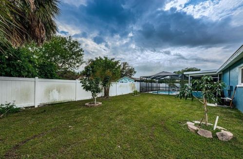 5604 102nd Ave, Pinellas Park FL  33782-3306 exterior