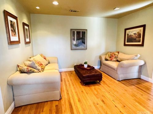 4466 Gondar Ave, Lakewood, CA 90713-2916