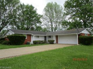 3625 Bradley Cir, Zanesville, OH 43701-1011