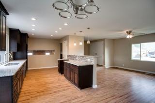 328 Alamo Dr, Vacaville CA  95688-2426 exterior