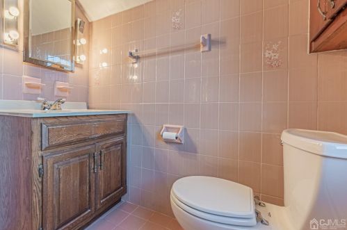 41 Ford Ave, Perth Amboy NJ  08863-1604 exterior