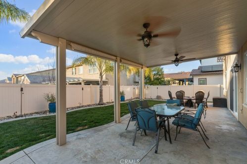 39057 Hidden Creek Ln, Temecula CA  92591-7417 exterior