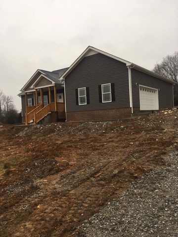 917 Shelton Rd, Charlotte TN  37036 exterior