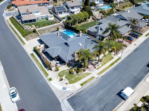 402 Cedarhaven Way, Anaheim, CA 92807-3404