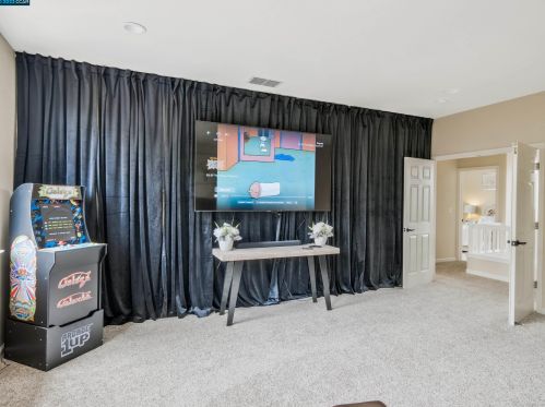 85 Plumeria Ct, Danville CA  94506-4792 exterior