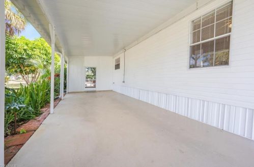433 Riviera Blvd, Naples, FL 34112-9106