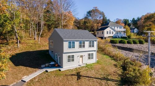 611 Military Hwy, Groton, CT 06340-2411