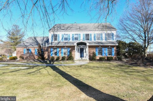 325 Ginkgo Dr, Blue Bell, PA 19422-1540
