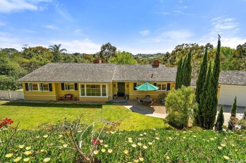 3300 Via Palomino, Palos Verdes Estates, CA 90274-1054