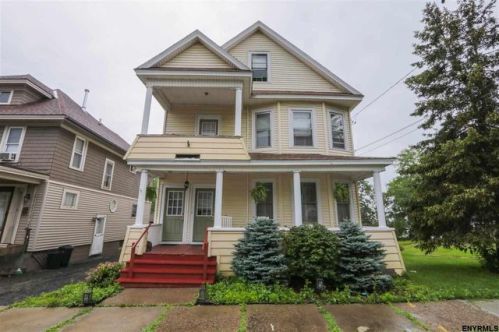 78 Arnold Ave, West Glenville, NY 12010-2419