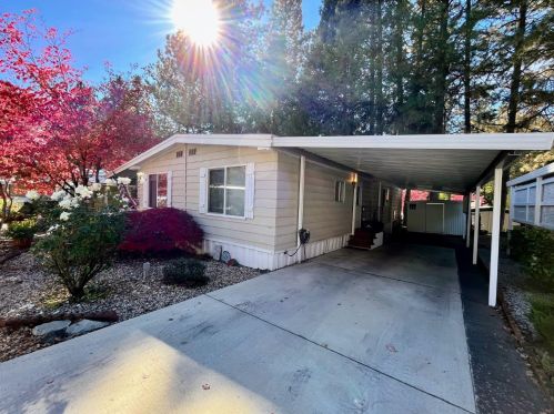 34 Candy Ln, Grass Valley, CA 95945-7015