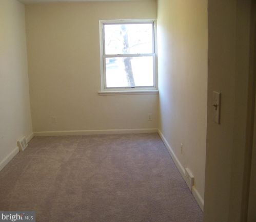 607 Hamilton St, Norristown PA 19401-4234 exterior