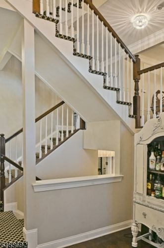 29 Henning Ter, Parsippany NJ  07834-3716 exterior