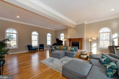 502 Cherry Valley Rd, Princeton NJ  08540-7681 exterior