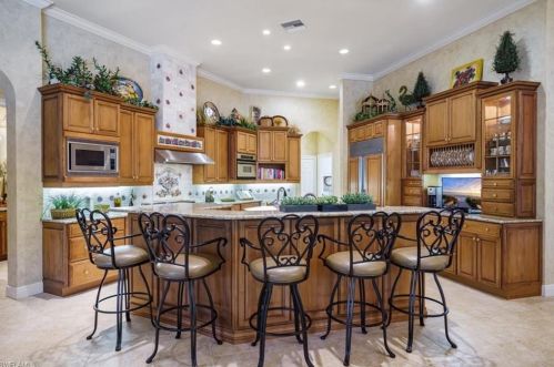 3659 Bay Crk Dr, Bonita Springs FL 34135 exterior