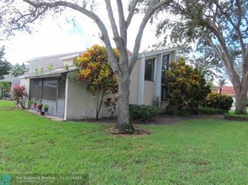 1643 Crossing Cir, Palm City, FL 34990-2464