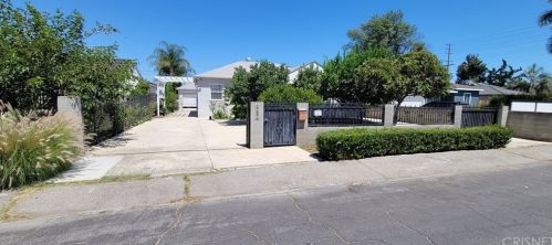 6418 Riverton Ave, North Hollywood, CA 91606-2736
