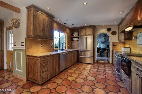 6843 18th St, Phoenix AZ  85042-5706 exterior