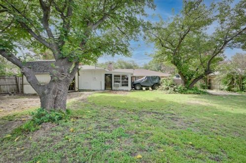 6128 Walraven Cir, Fort Worth TX  76133-2744 exterior