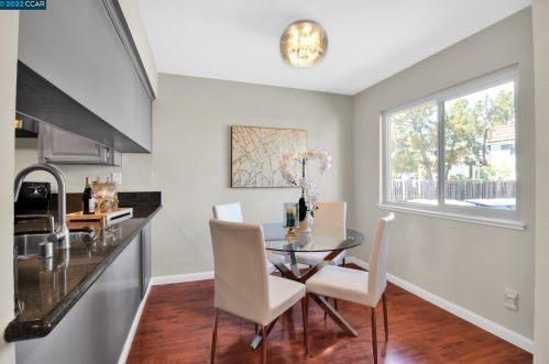 2474 Belvedere Ave, San Leandro CA  94577-6543 exterior