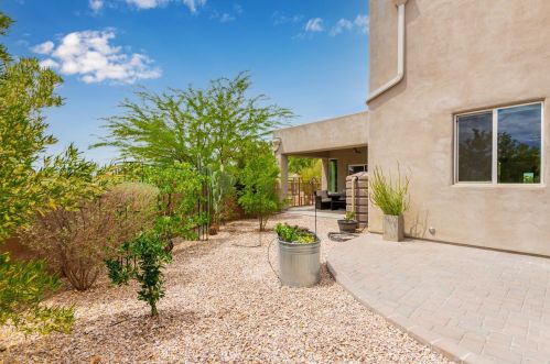 5702 Rio Verde Vis Dr, Tucson AZ  85750-1971 exterior