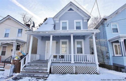 76 Henry St, Kingston, NY 12401-5019
