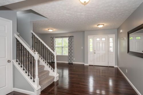 713 Nightstar Ct, Liberty Township, OH 45050