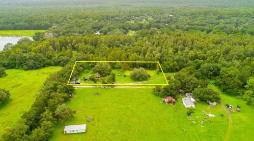 14010 Wp Ln, Thonotosassa FL  33592-4204 exterior