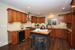 9800 Golden Dr, Citrus Heights, CA 95662-5729