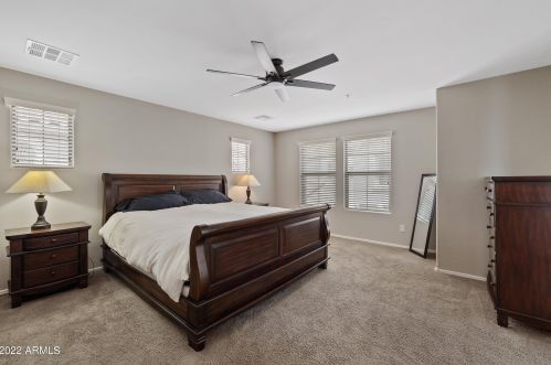 3272 Meadowview Dr, Gilbert AZ 85298-4001 exterior