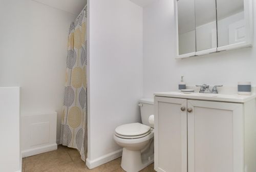 7909 Whitcomb St, Gary IN  46410-4366 exterior