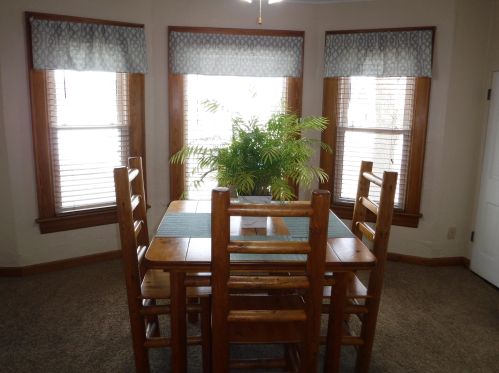 1108 Hamilton St, Manitowoc, WI 54220-5230