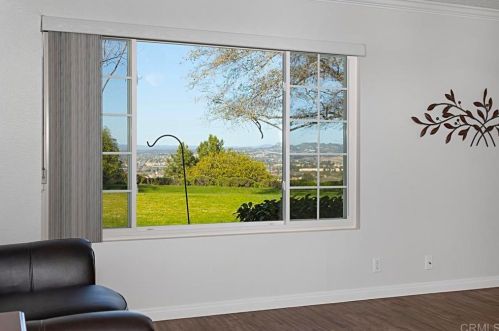 4320 Spoon Bill Way, Oceanside CA  92057-7508 exterior