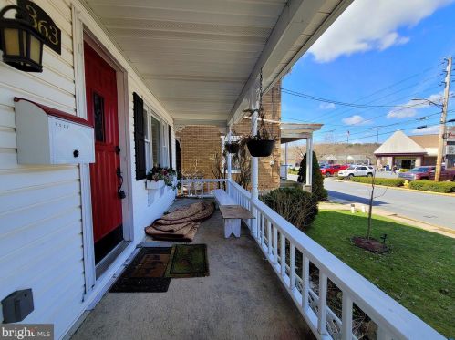 363 Wayne St, Molino PA  17961-2309 exterior