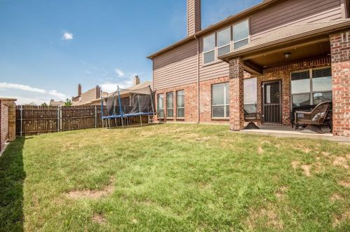 2268 Laurel Frst Dr, Fort Worth TX 76177-3510 exterior