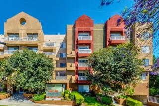 1538 Martel Ave, Los Angeles CA  90046-3600 exterior