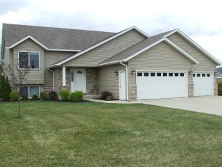 309 Central Ave, Medford, MN 55049-9509