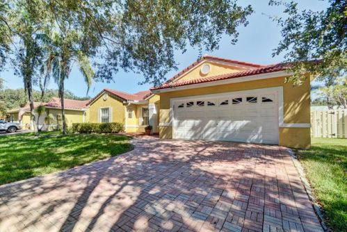 1741 128th Ave, Hollywood, FL 33027-2541