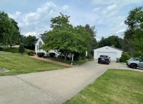 1955 Ridge Road Ext, Ambridge, PA 15003-1035