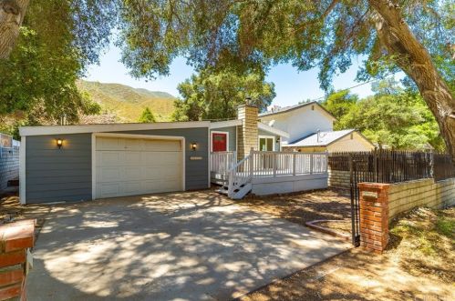15118 Calle Naranjo, Santa Clarita, CA 91390-1074