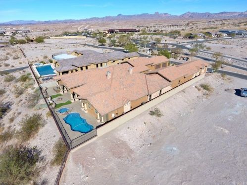 1423 Pioneer Trl, Bullhead City AZ  86429-1115 exterior