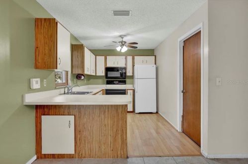 2861 Bowden Rd, Avon Park Lakes FL  33825-8701 exterior