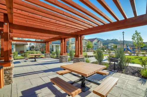 18083 Monterey Rd, Morgan Hill CA  95037 exterior