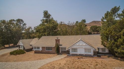 34045 Castlehaven Rd, Santa Clarita, CA 91390-4873