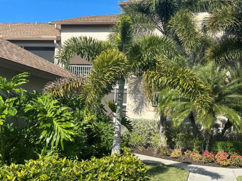 8590 Cedar Hammock Ct, Naples, FL